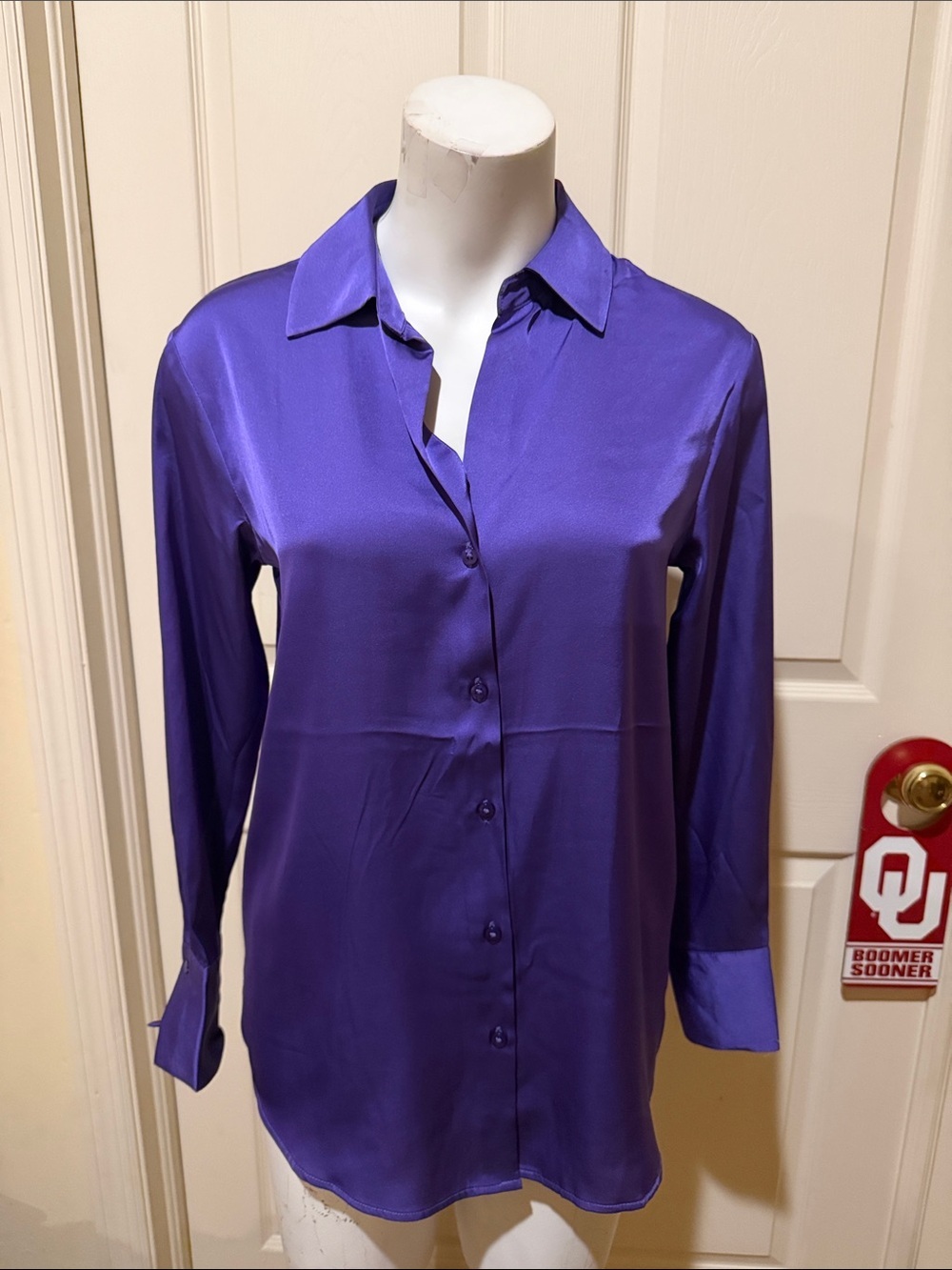 cupcakes & cashmere Purple Satin Button-Down Blouse. NWOT XS